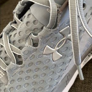 Under Armour run long sneakers